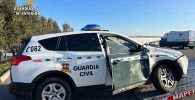 Detenido tras embestir un vehículo de la Guardia Civil y robar en Plasencia
