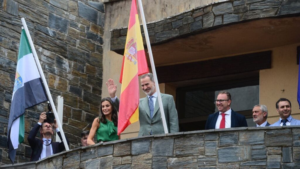 El rey inaugura el tren de altas prestaciones de Extremadura el 18 de julio