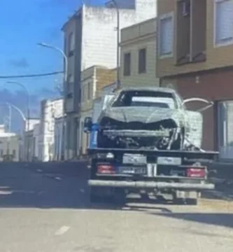 Encuentran un cuerpo carbonizado en un coche en Montijo