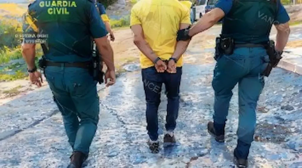 Detención de un hombre de 34 años en la comarca de Sierra de Gata por intentar introducir ilegalmente ayahuasca