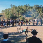 LOS RITUALES DE ‘LA CARVOCHÁ-CHICHARRONA’ YA ESTÁN LLEGANDO A TU PUERTA (III)