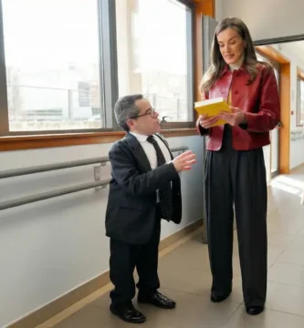 De Eljas a la Zarzuela: Jesús Martín Blanco y el histórico regalo de 'A Fala' a la Reina Letizi