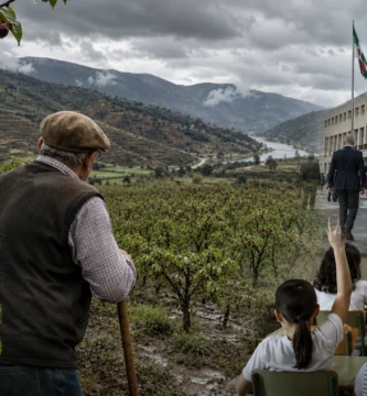 Extremadura amanece este 15 de mayo: San Isidro entre la crisis del Jerte; el pulso político y la alerta viral en las aulas