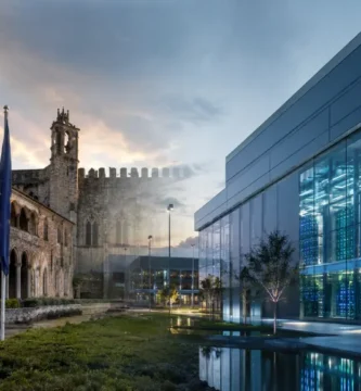 Extremadura en el epicentro europeo: Del Premio Carlos V en Yuste al gigante tecnológico de Badajoz