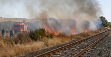 Extremadura bajo el fuego y el calor: Tragedia en Almendralejo y el pulso por la sanidad pública