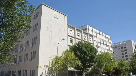 Fachada de la Audiencia Provincial de Badajoz
