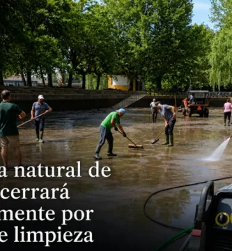 Limpieza de la piscina natural de Moraleja
