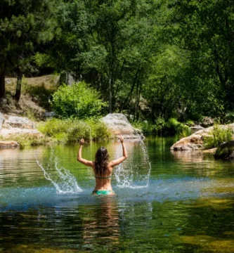 Piscinas Naturales de Las Hurdes: Guía Completa de Zonas de Baño 2026