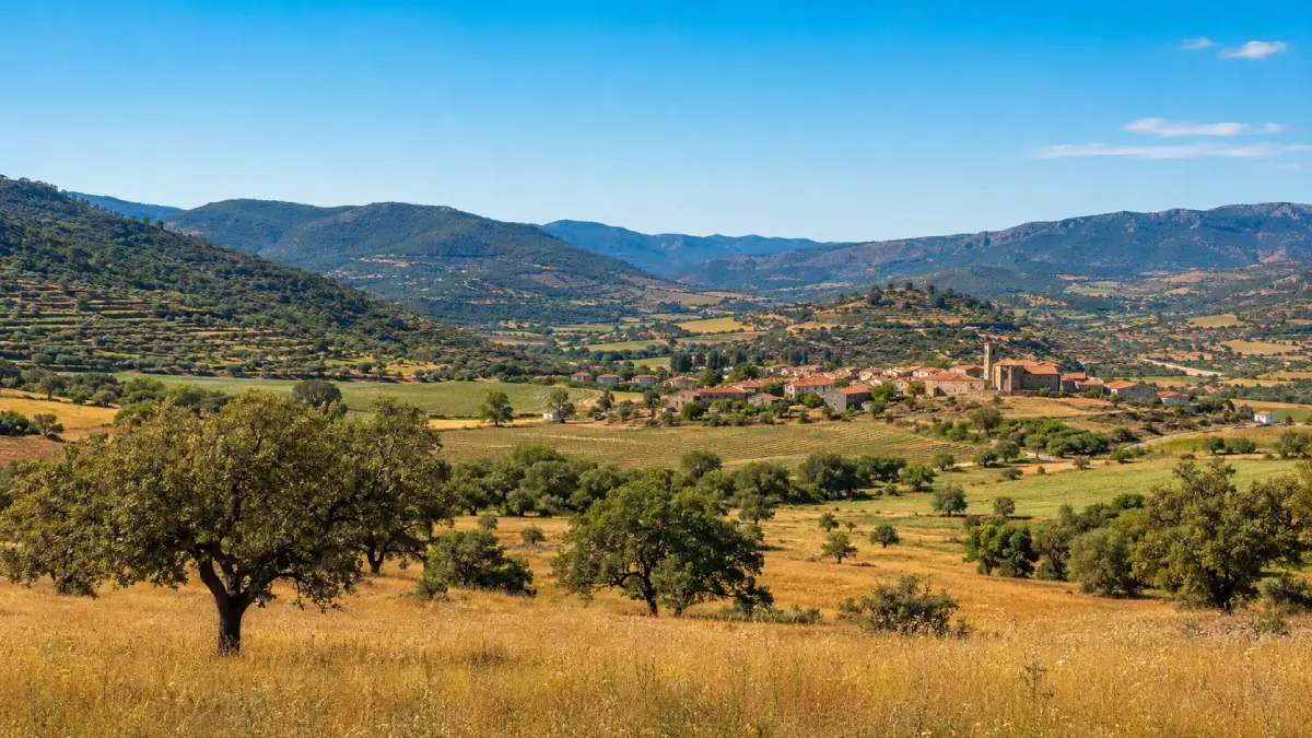 Paisaje del norte de Extremadura en verano 2026